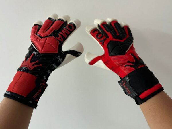 ALIEN BICOLOR Red-Black